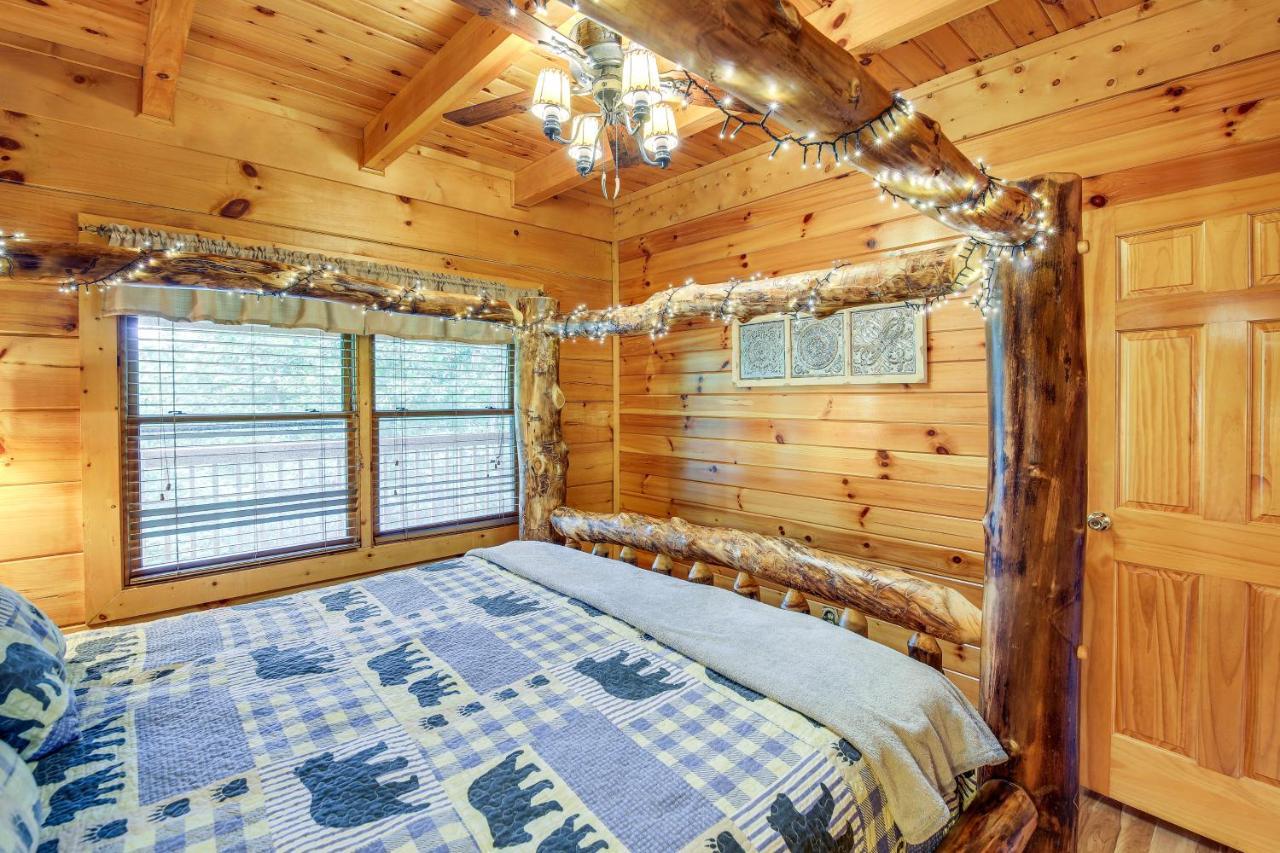 Sevierville Cabin With Wraparound Deck And Lake Access Εξωτερικό φωτογραφία