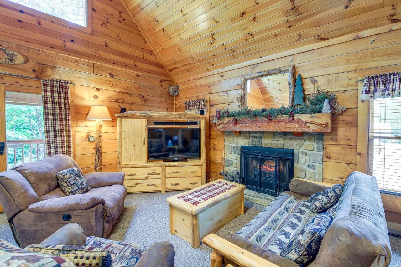Sevierville Cabin With Wraparound Deck And Lake Access Εξωτερικό φωτογραφία