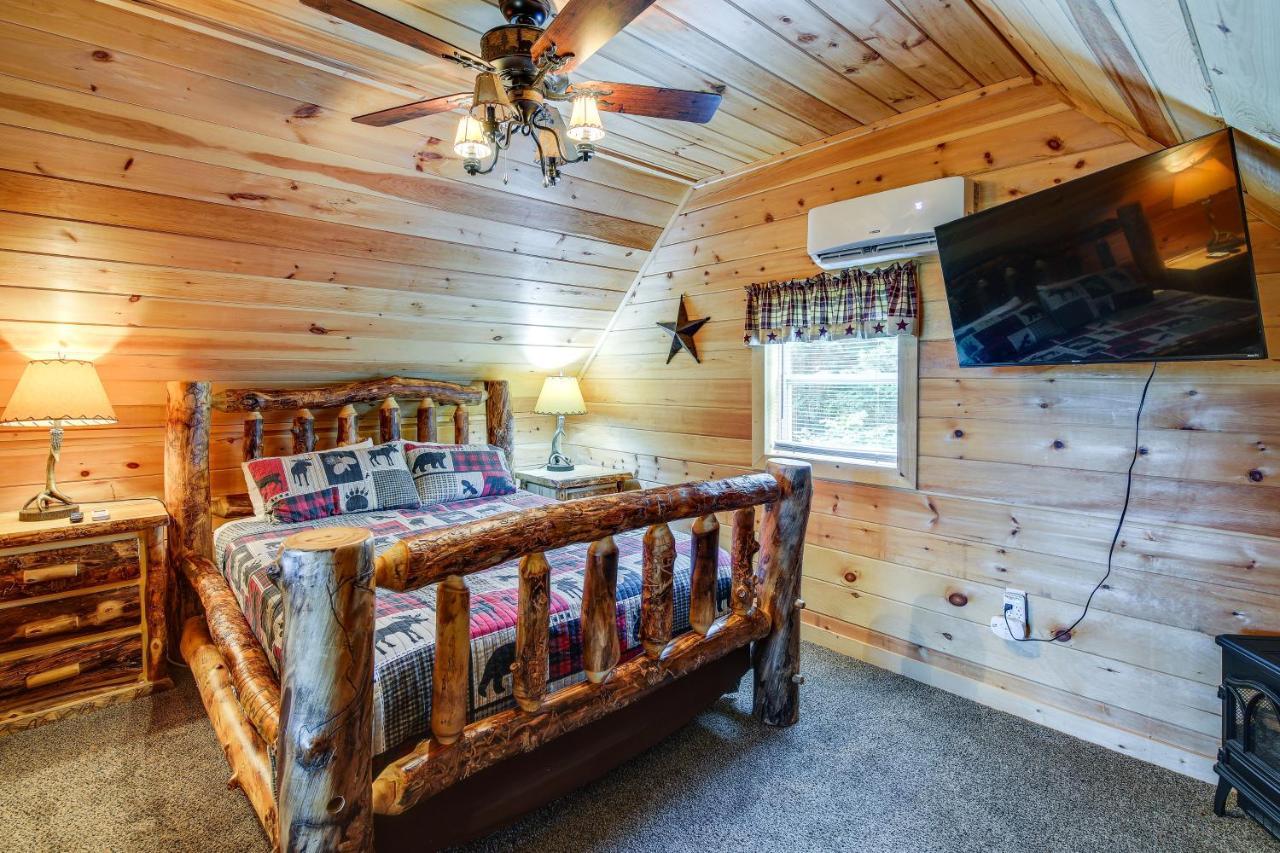 Sevierville Cabin With Wraparound Deck And Lake Access Εξωτερικό φωτογραφία